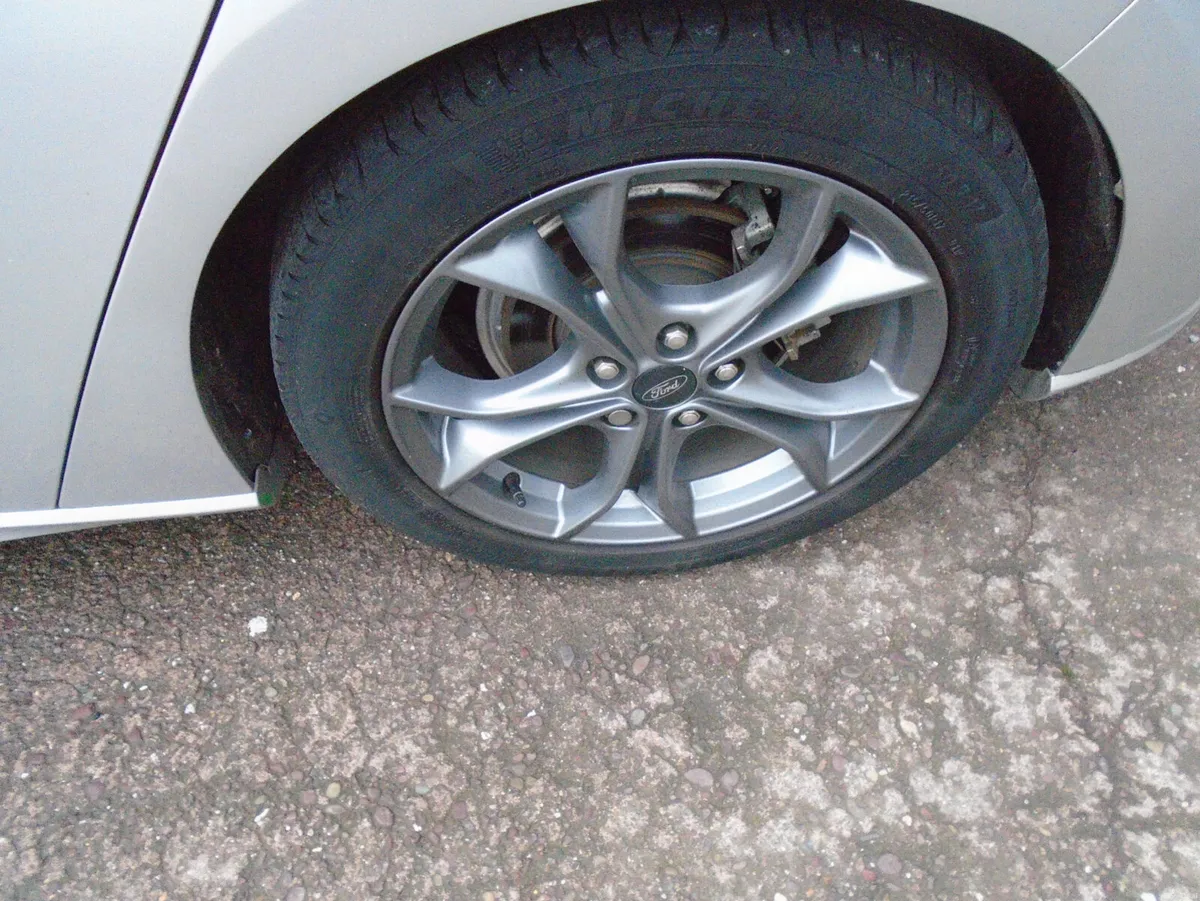 Ford Focus 2020 - Image 4