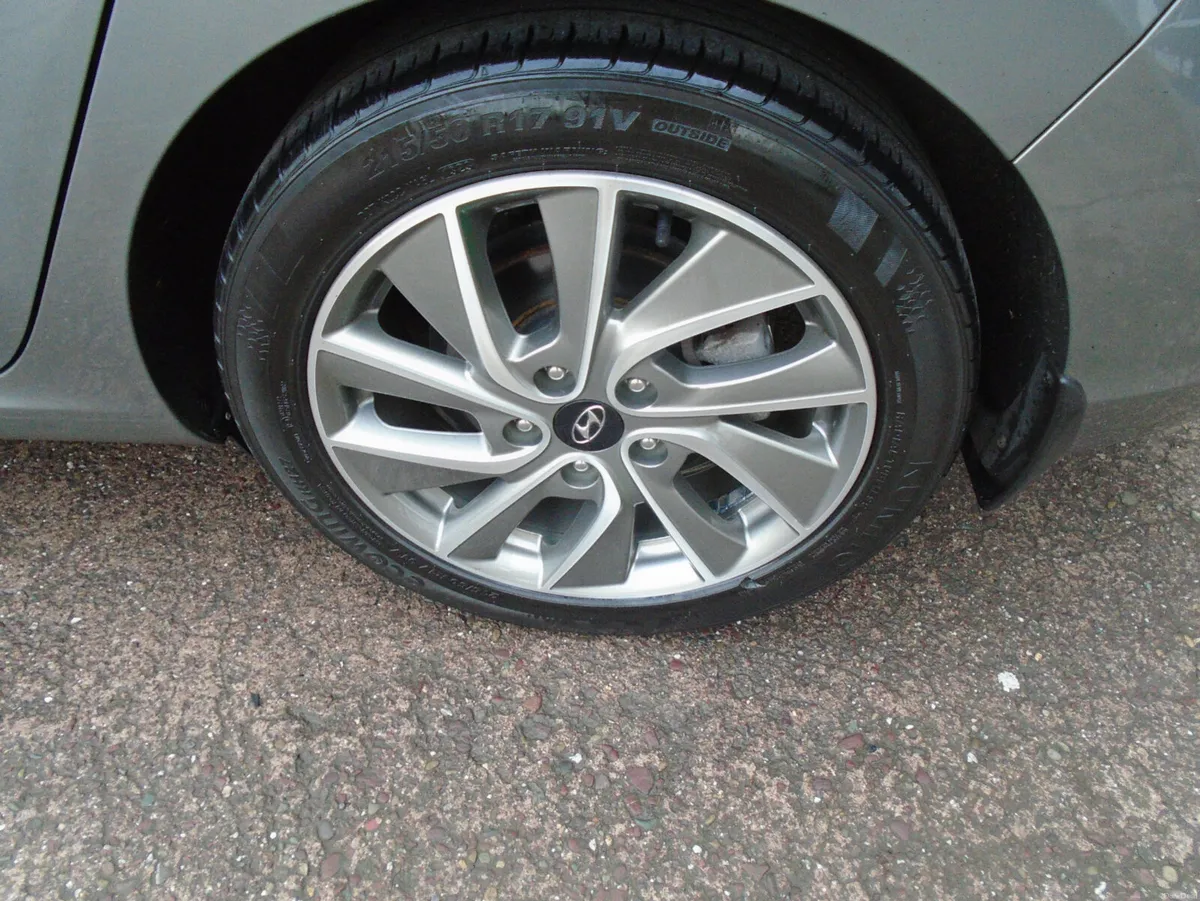 Hyundai i30 2020 - Image 4