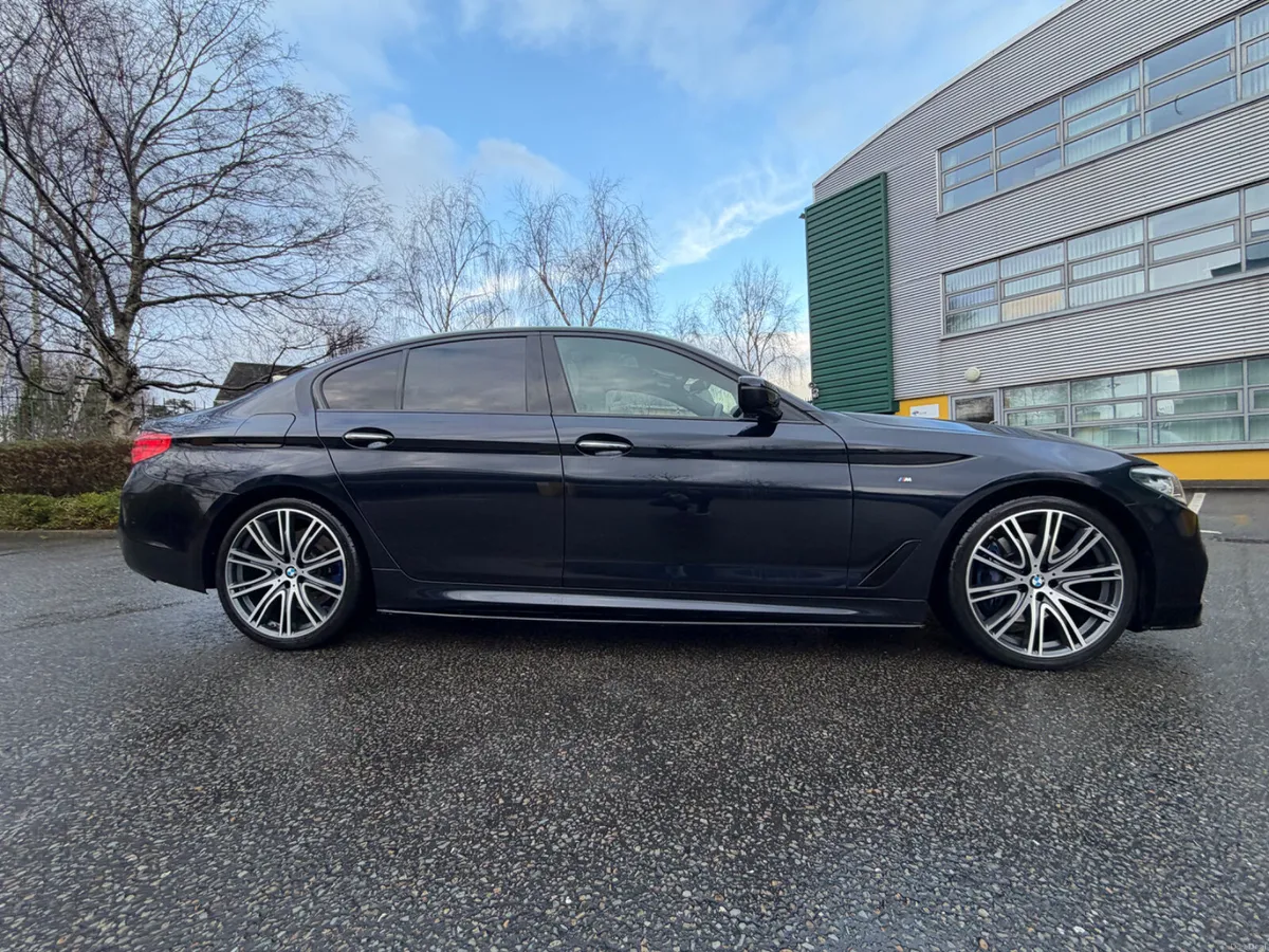 BMW 530D MSPORT XDRIVE High Spec - Image 3