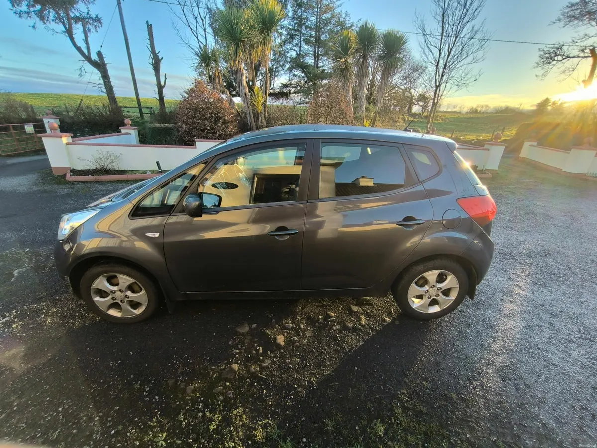 Kia Venga 2012 - Image 3