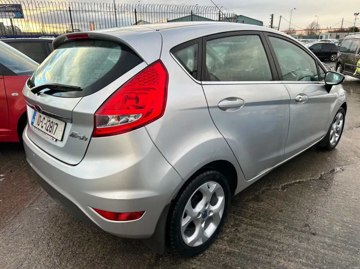 Ford Fiesta 2010 Automatic / New Nct/ warranty - Image 4