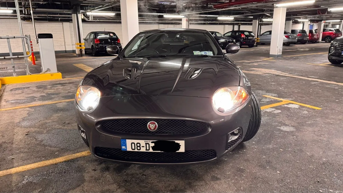 Jaguar XKR 2008 - Image 2