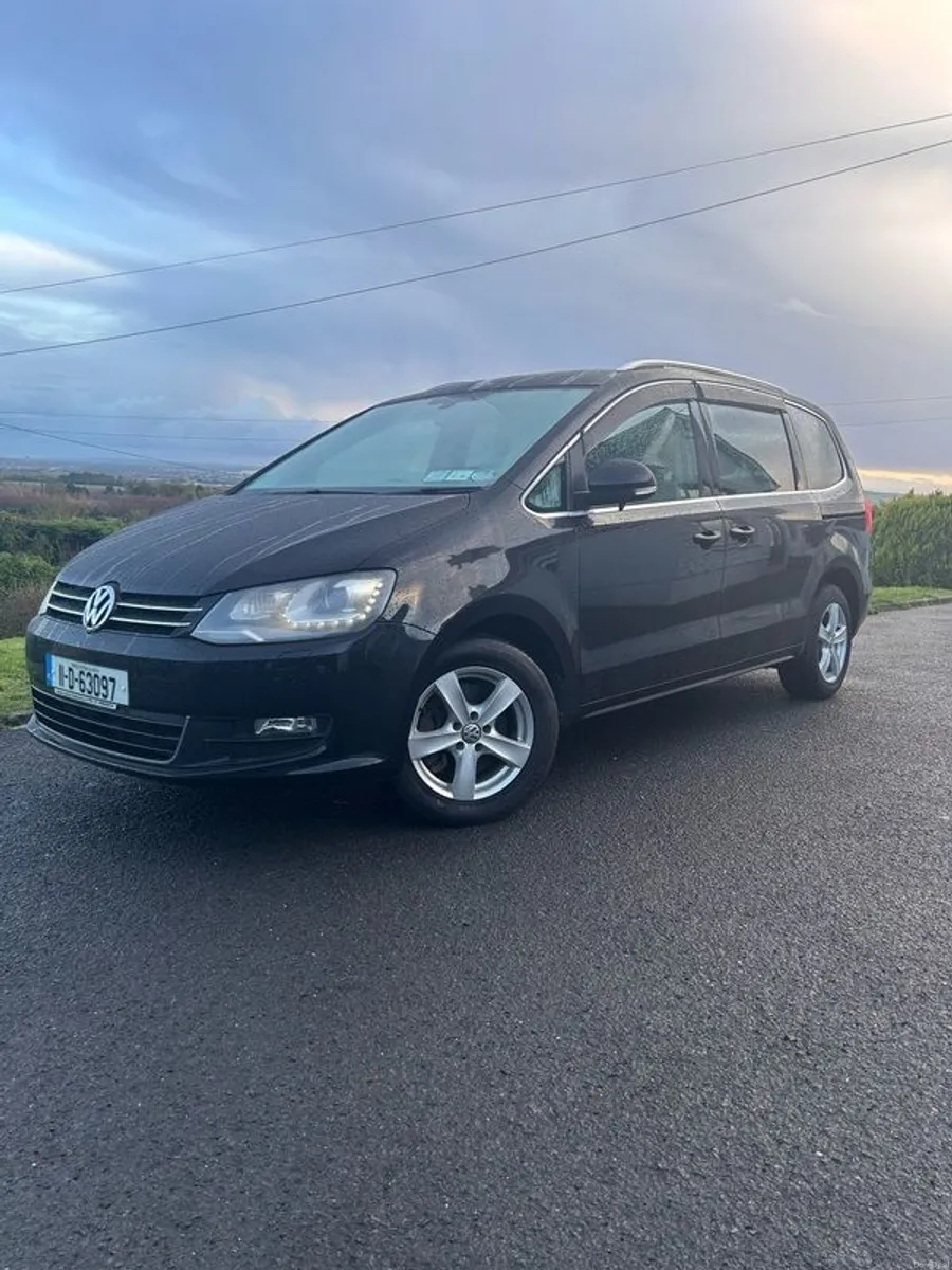 2011 Volkswagen Sharan - Image 1
