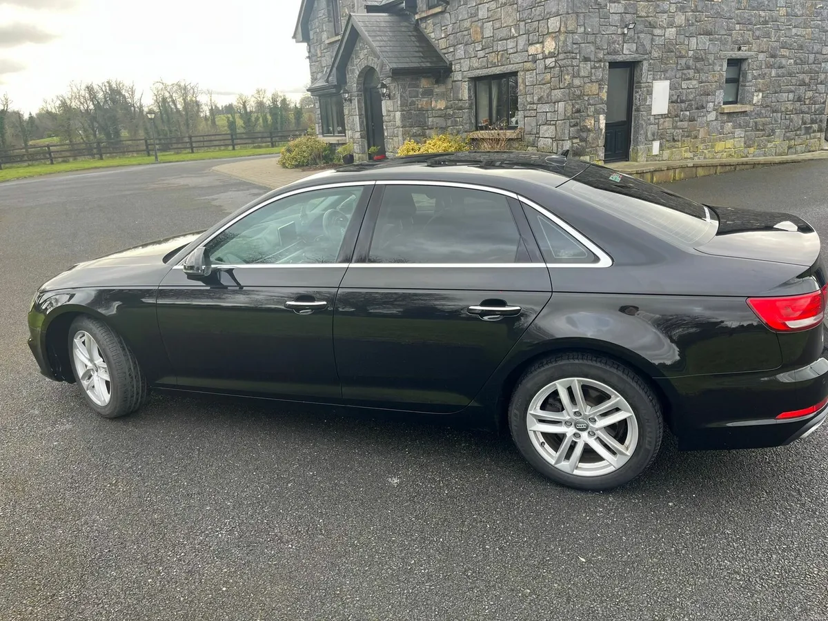 2019 Audi A4 - Image 4