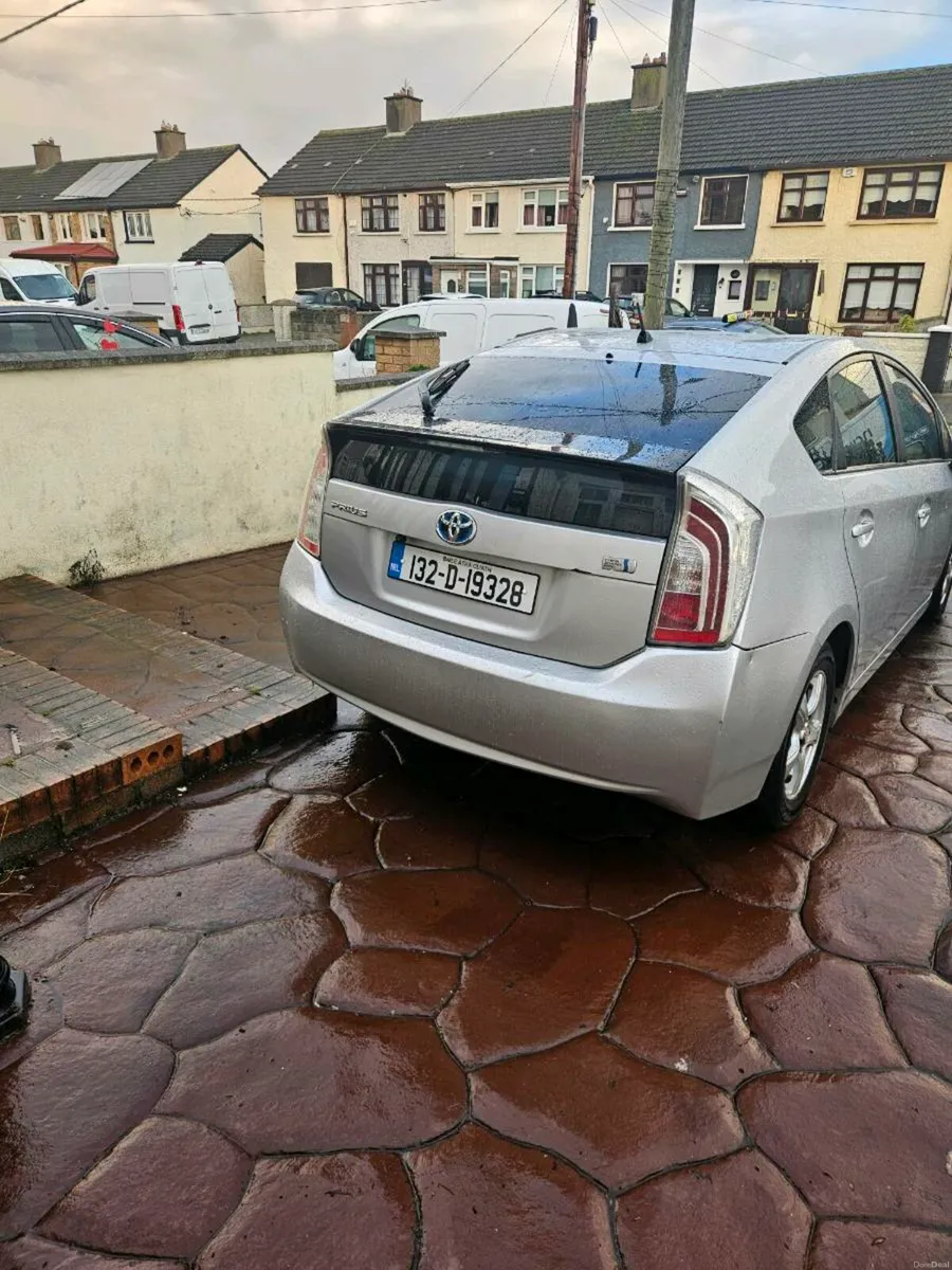 Toyota prius for sale - Image 4
