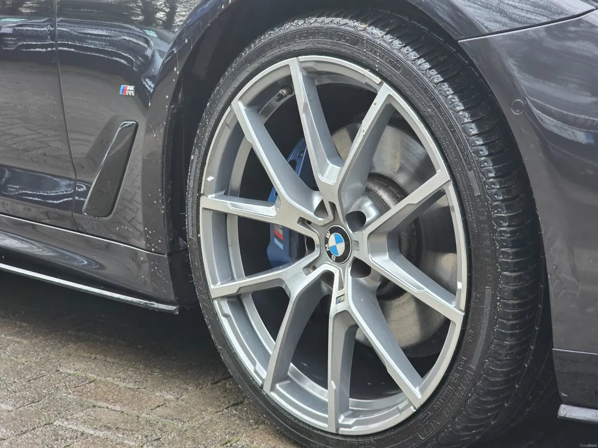 2019 BMW 530E M-SPORT AUTO - Image 4