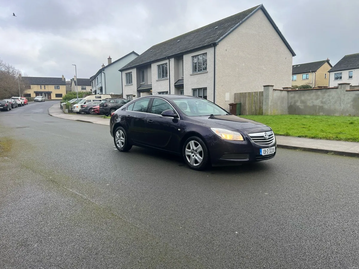 2013 Vauxhall insignia (new nct) one owner - Image 2