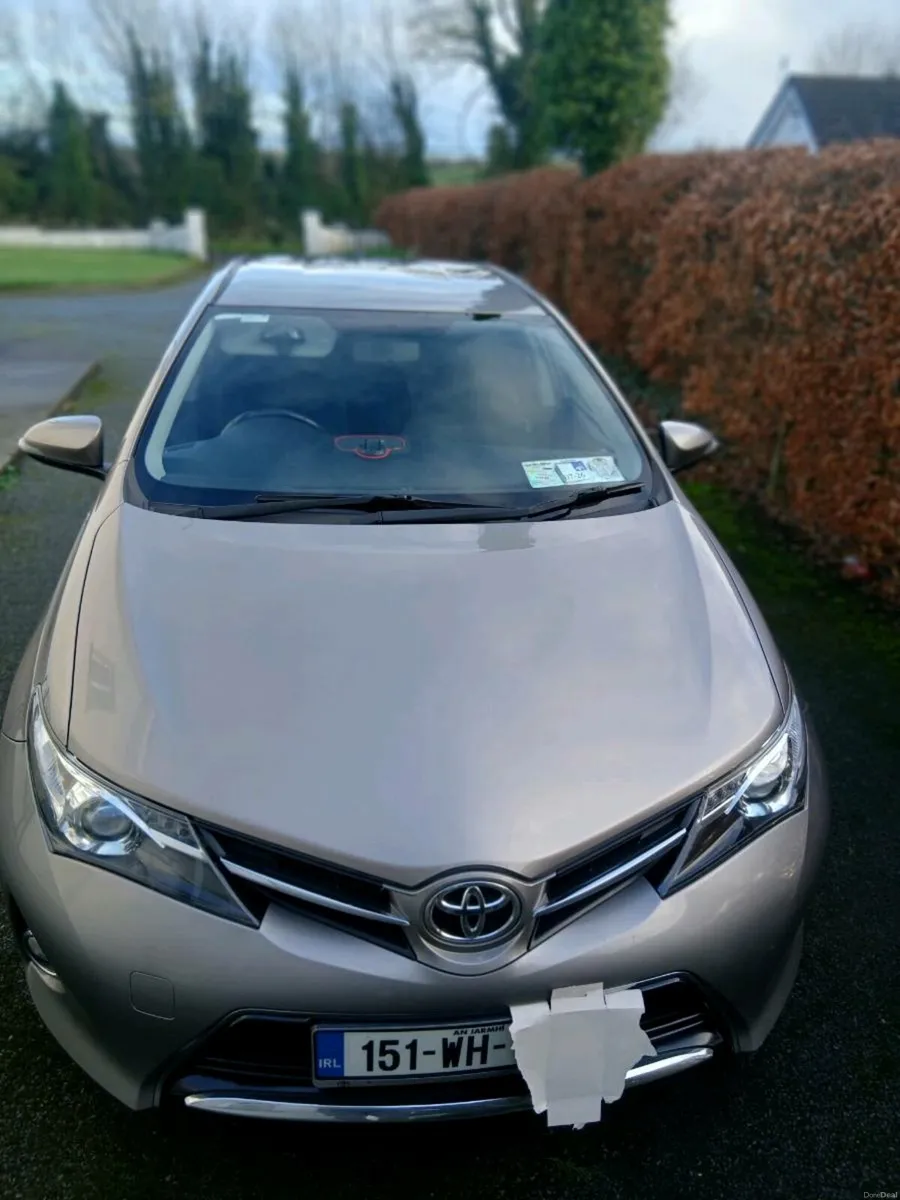 Toyota auris - Image 1