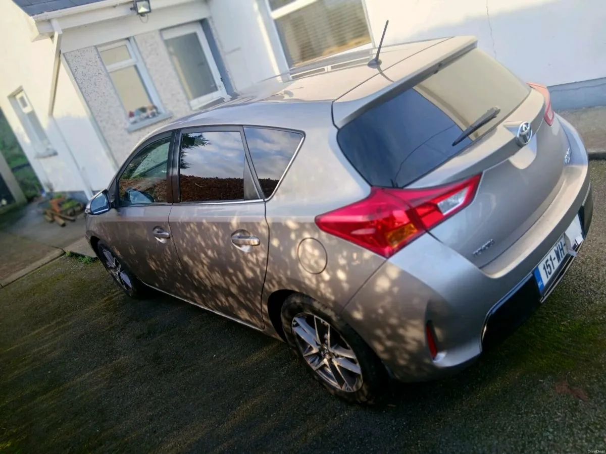 Toyota auris - Image 4