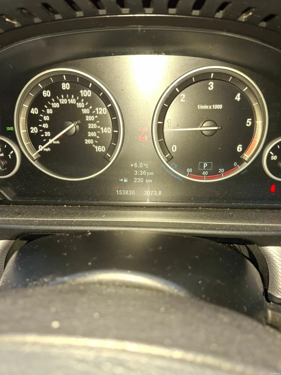 BMW 5-Series 2012 - Image 4