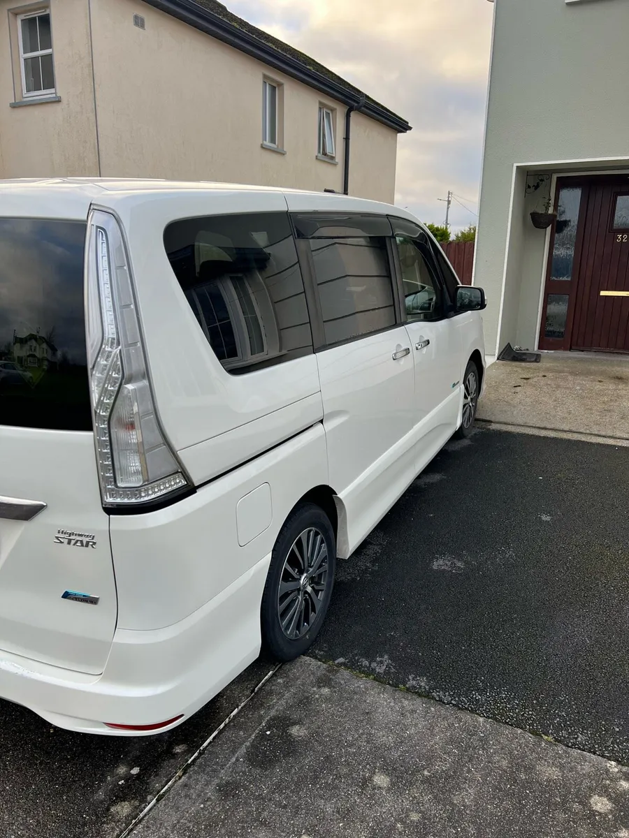 Nissan Serena Highway STAR - Image 3