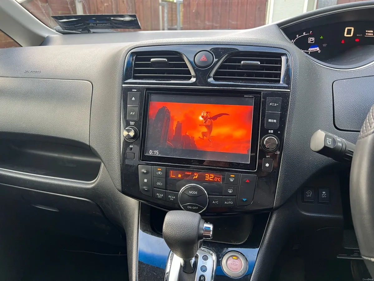 2014 Nissan Serena Highway Star HYBRID - Image 3