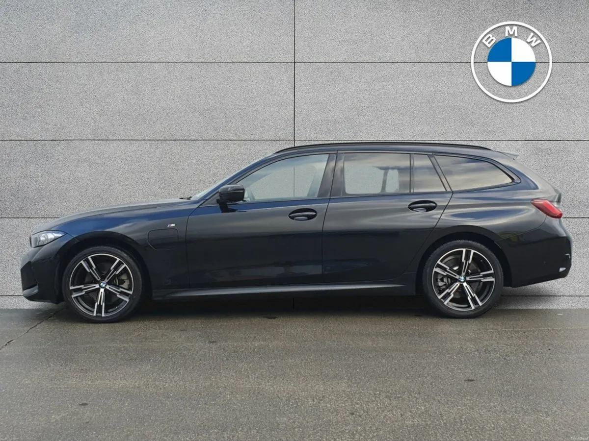BMW 3-Series 330e M Sport - Image 4