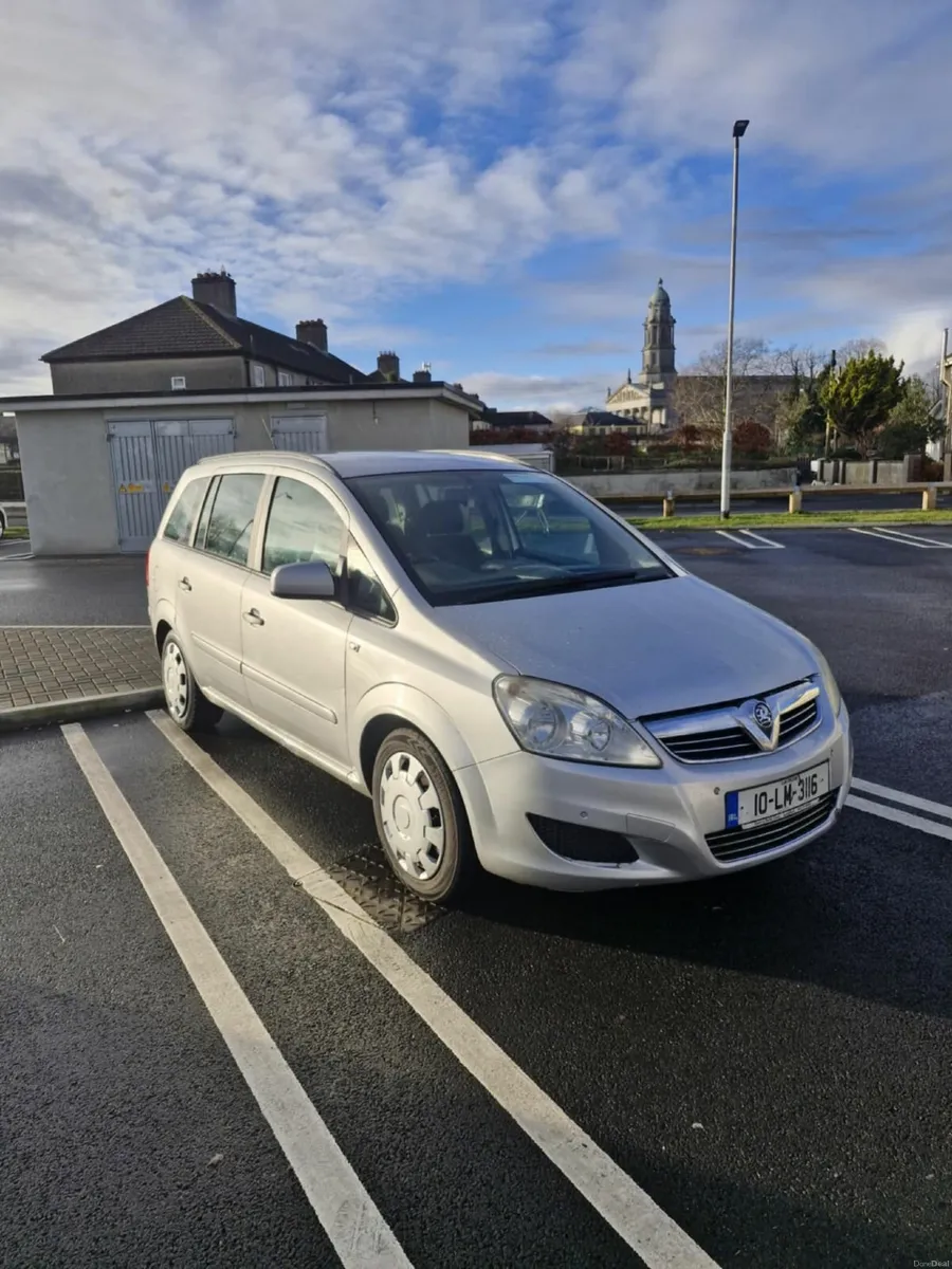 opel / Vauxhall Zafira 2010 - Image 1