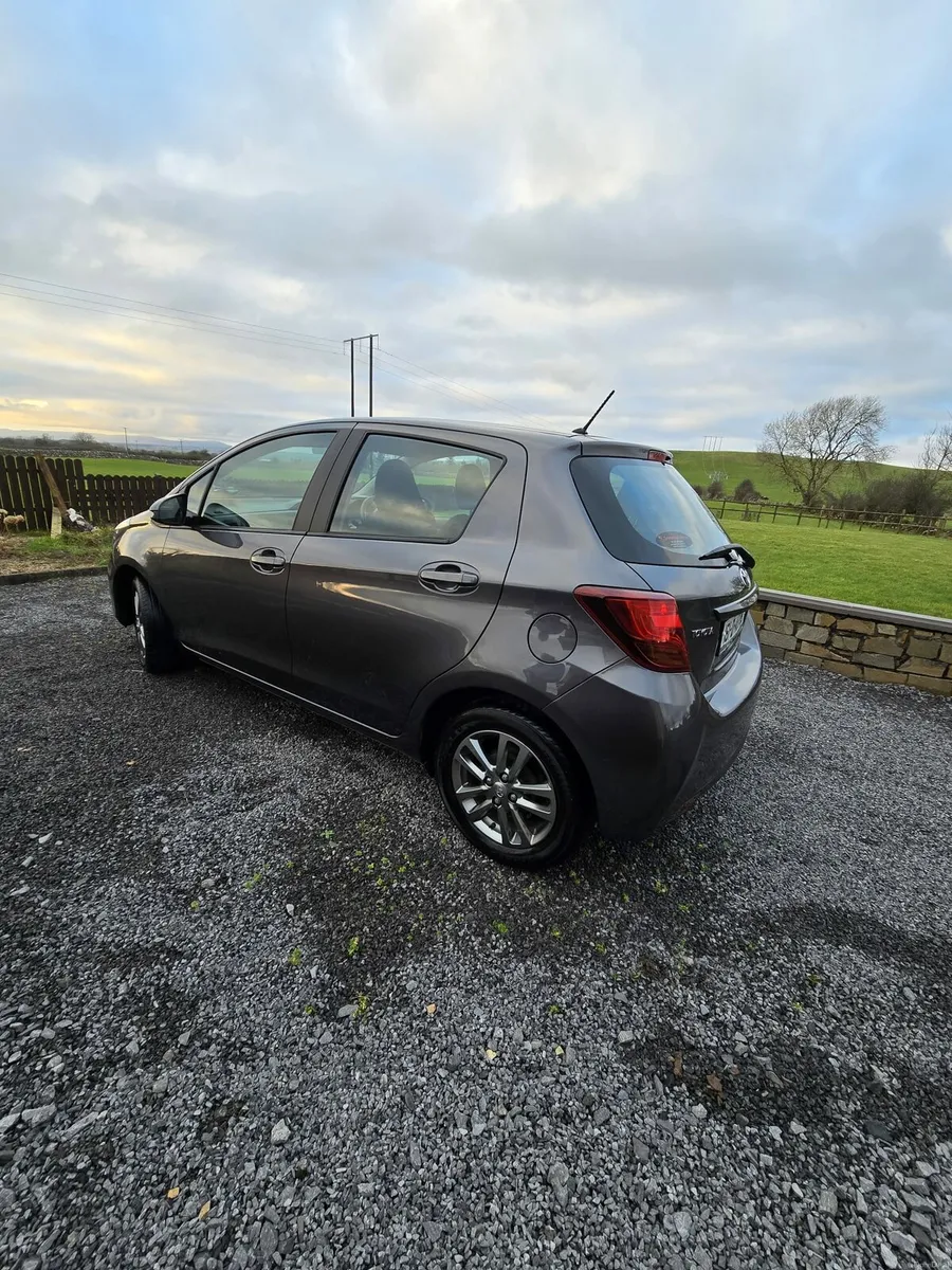 Toyota Yaris 2016 LOW MILES - Excellent Condition - Image 2