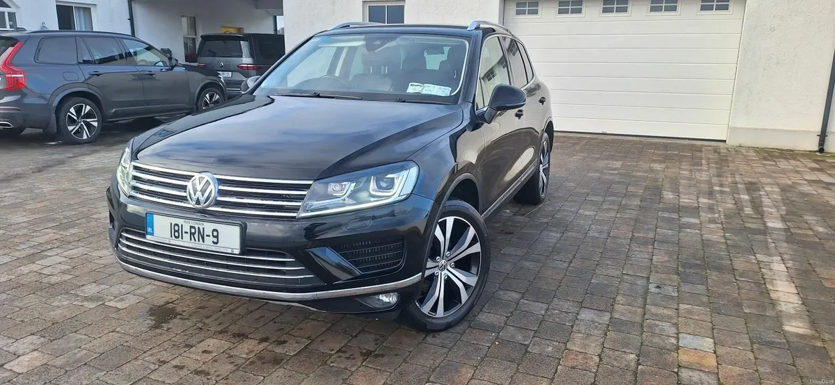 Volkswagen Touareg 5 Seat Commercial low mileage - Image 3