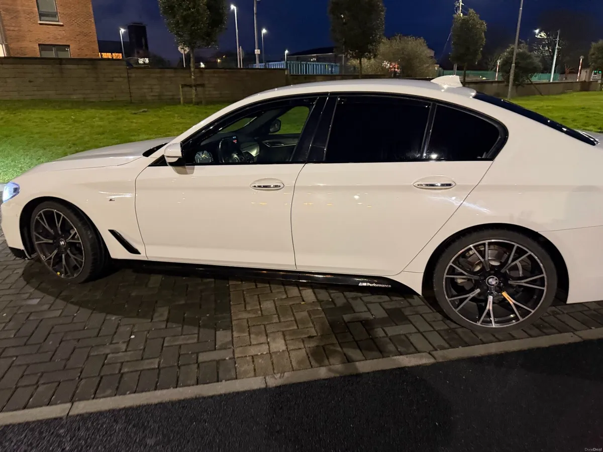 Bmw 520 d left hand drive - Image 3