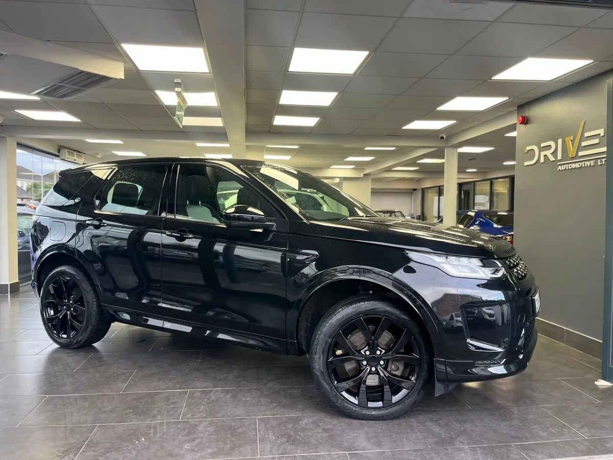 Land Rover Discovery Sport 2023 1.5 P300 Edition - Image 1