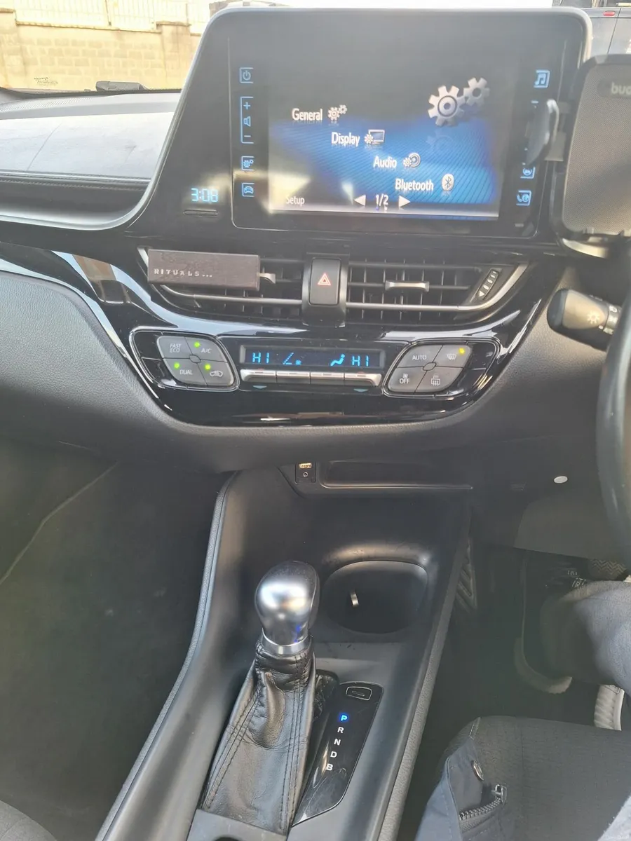 Toyota C-HR 2018 with 6 months warranty - Image 2