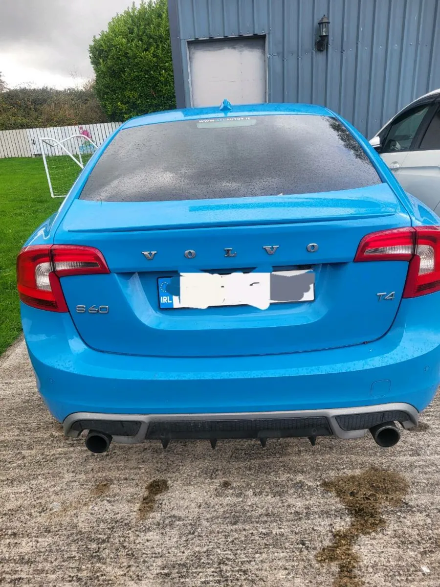 2012 Volvo S60 sport and Low Mileage - Image 2