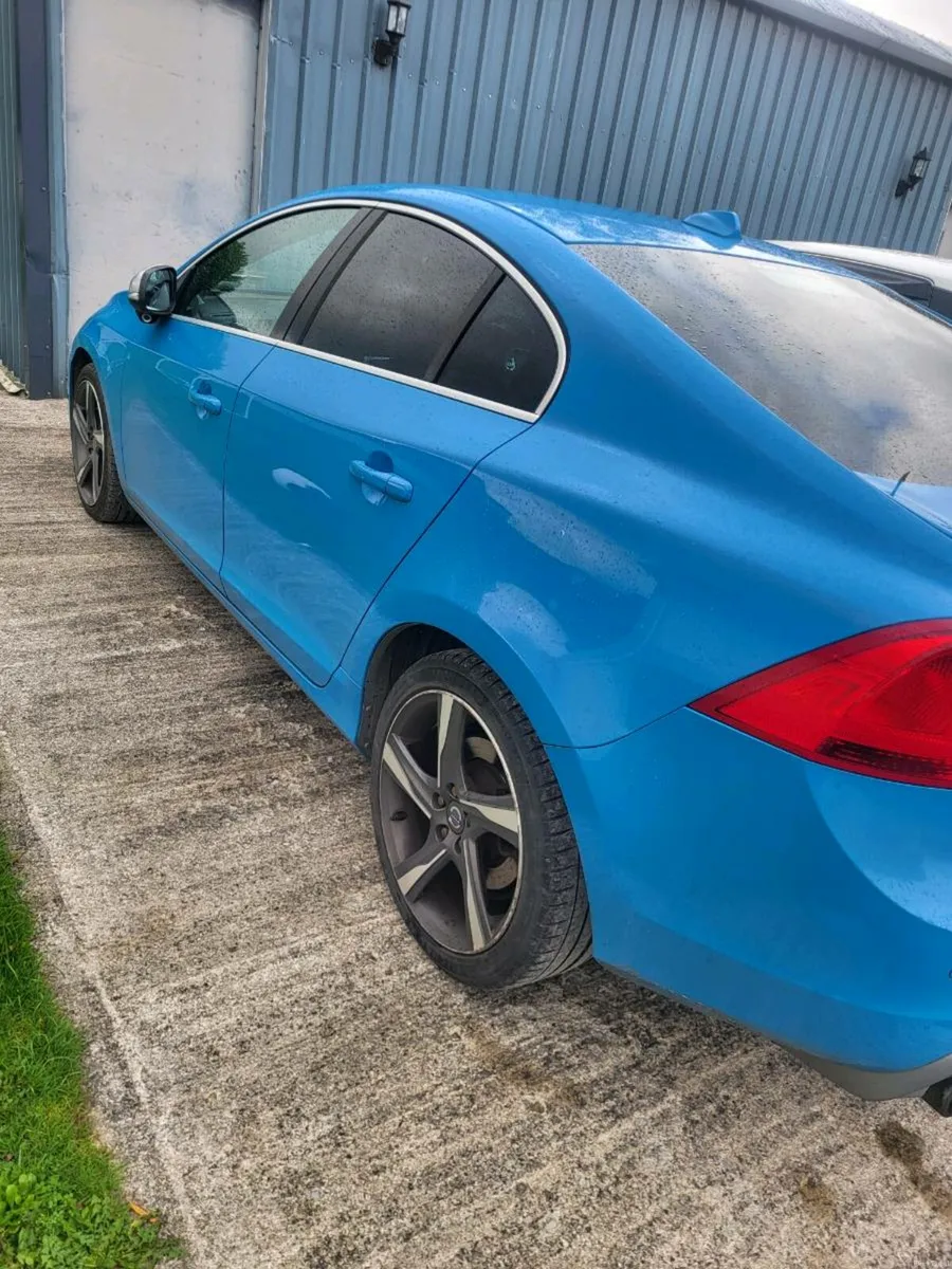 2012 Volvo S60 sport and Low Mileage - Image 3