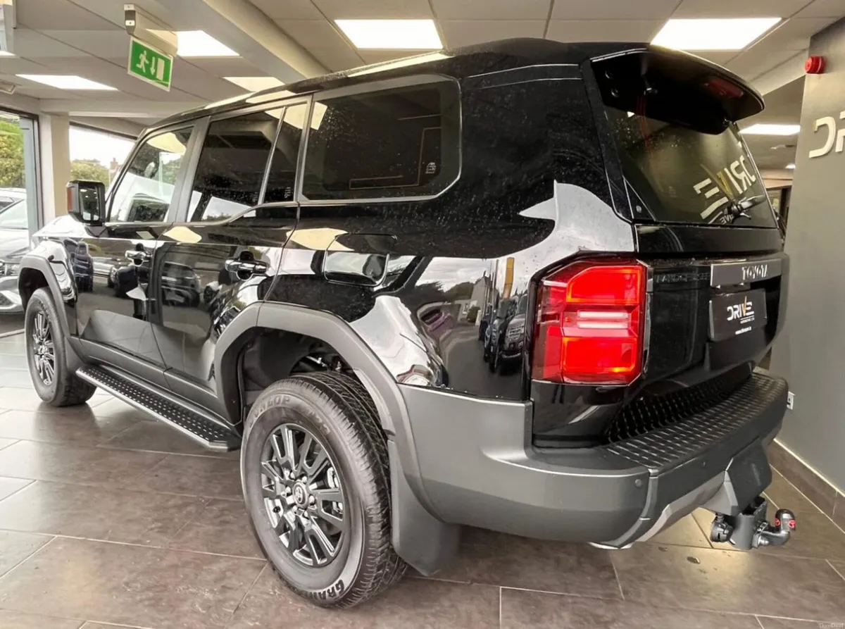 Toyota Land Cruiser 2025 - Image 4