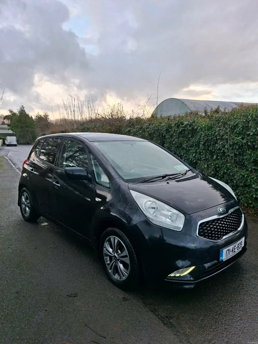 KIA VENGA 2017 NEW NCT 1 OWNER - Image 4