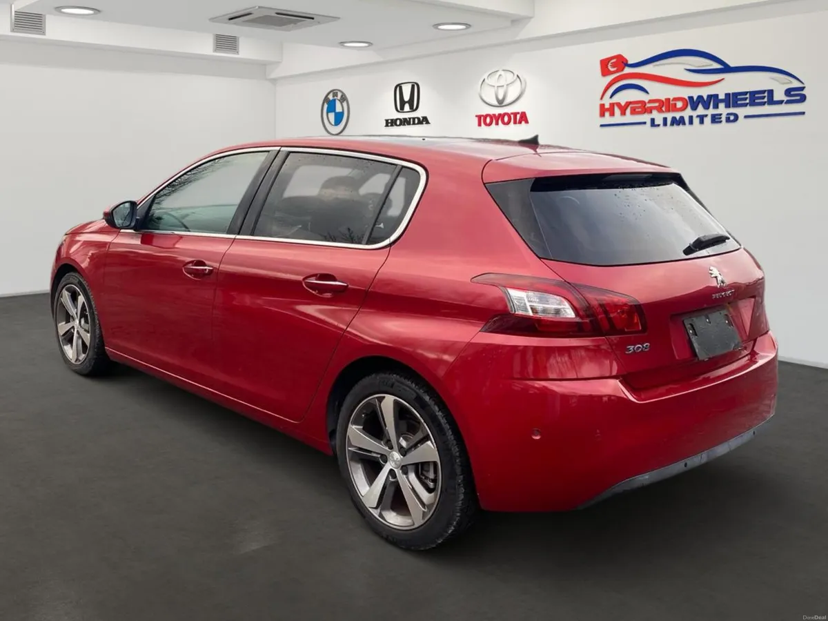 2015 - Peugeot 308- PANSUNROOF 🔥Top Spec - Image 4