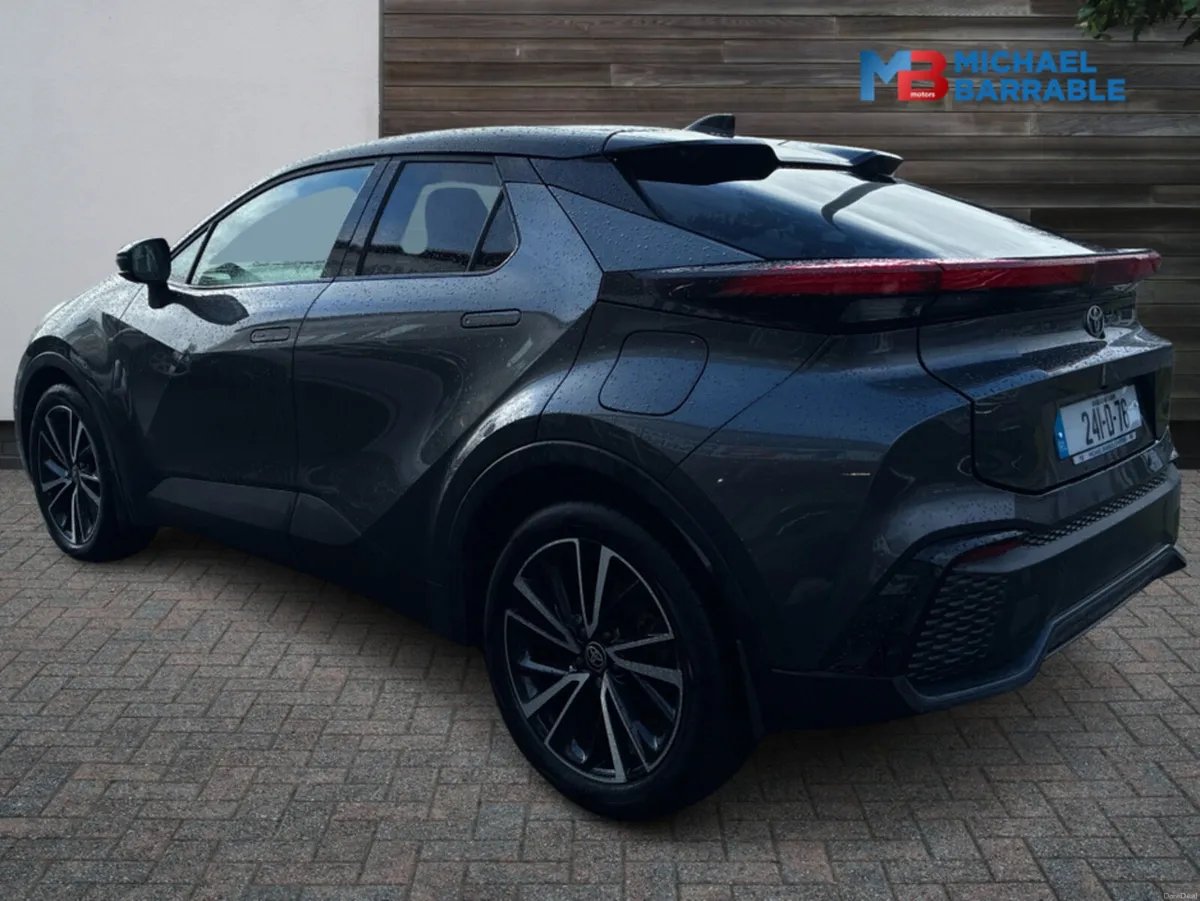 Toyota C-HR HYBRID SOL *Panoramic Roof* - Image 3