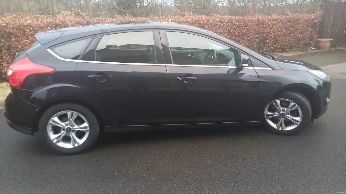 Ford Focus 2012 - Image 1