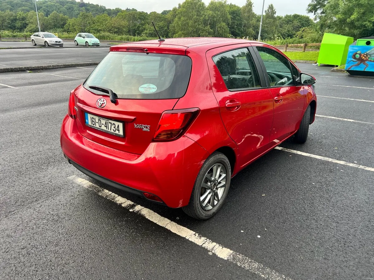 Toyota Yaris - Image 1