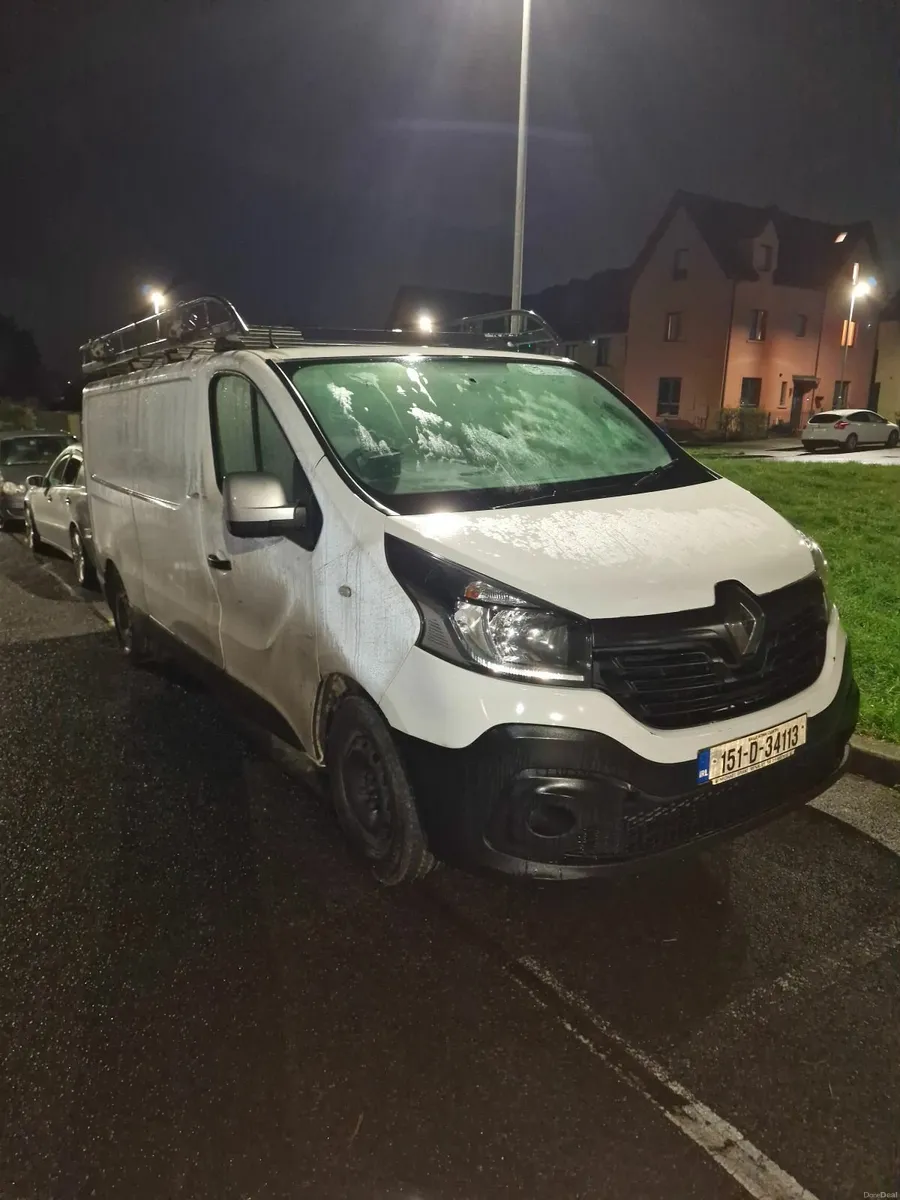 Renault Trafic 2015 - Image 1