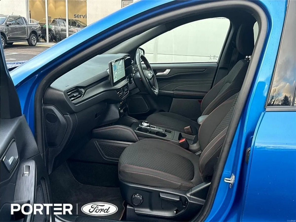 Ford Kuga 2.5 PHEV ST-LINE 243PS *AUTO* - Image 4