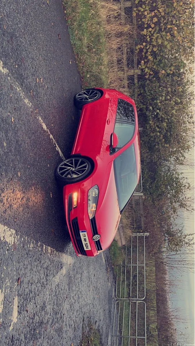 Volkswagen Golf - Image 1