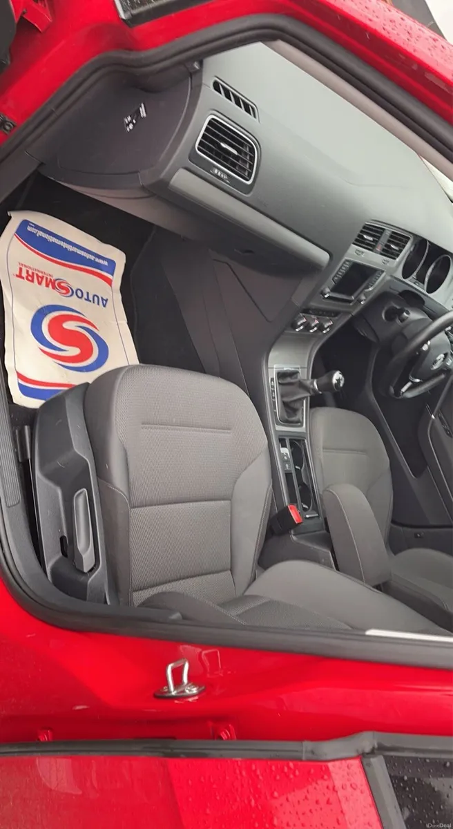 Volkswagen Golf - Image 3