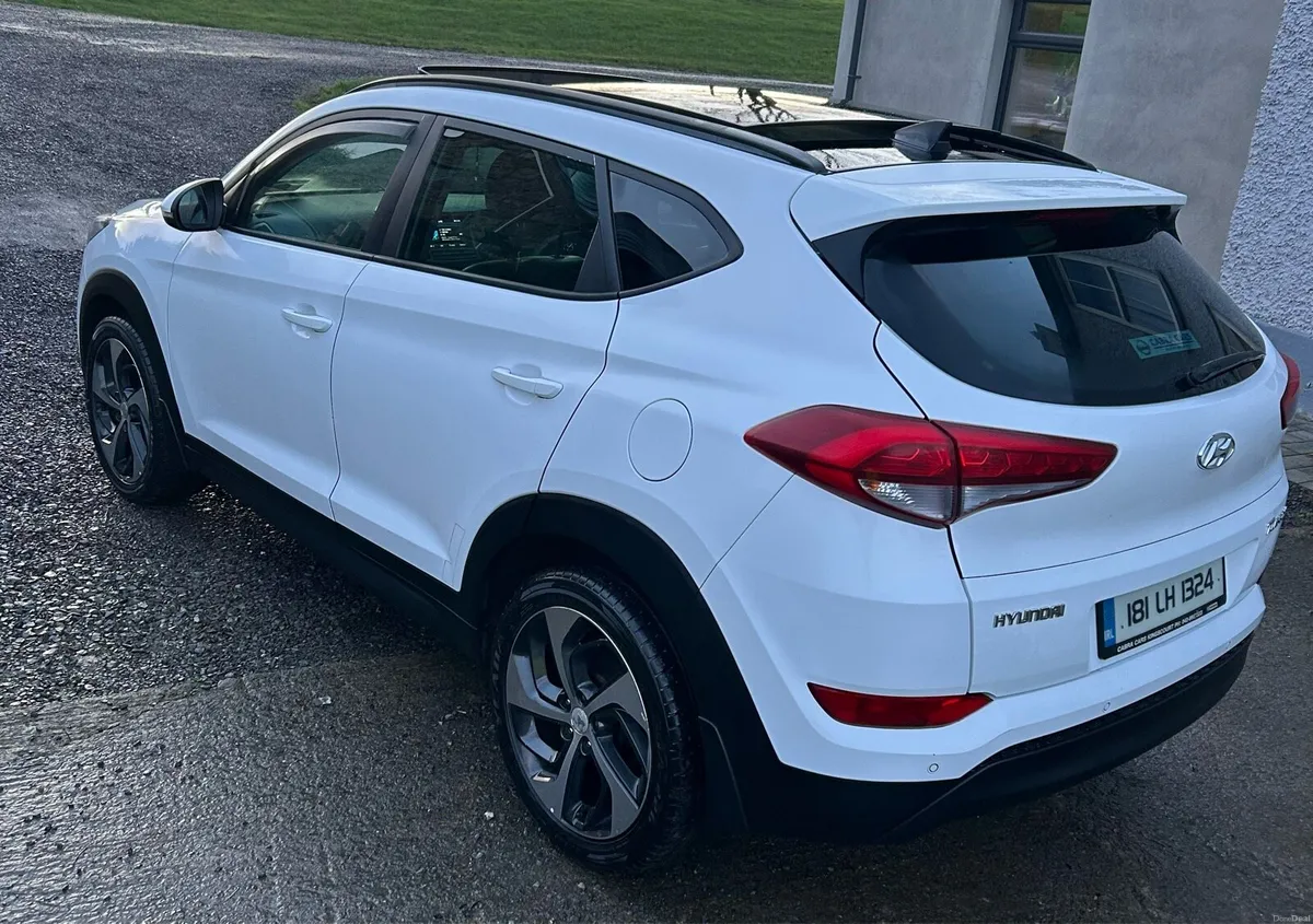 2018 Hyundai Tucson 1.7 D Premium Pan Roof - Image 4