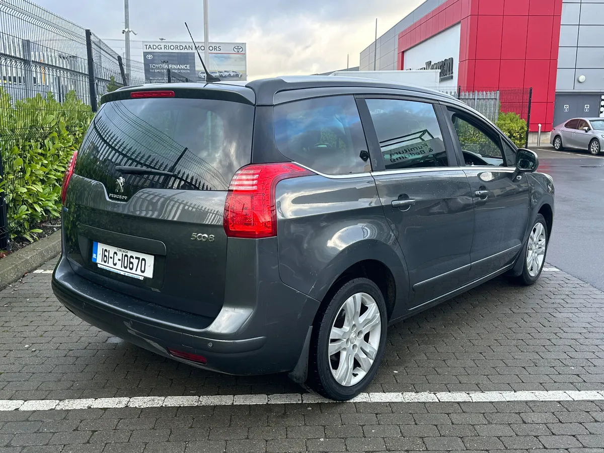 Peugeot 5008 7 Seats High Spec Low Kms - Image 2