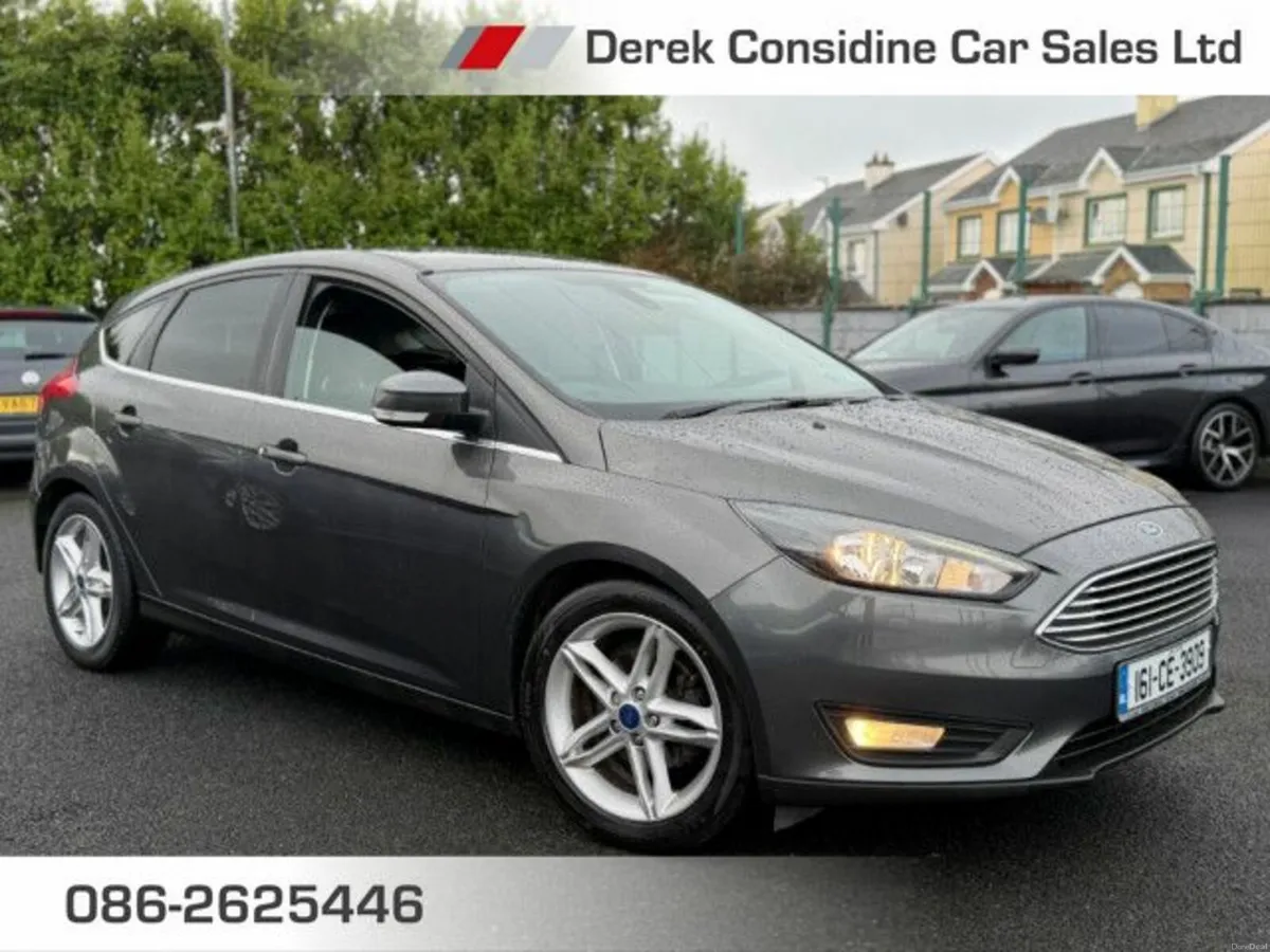 Ford Focus 1.0 Zetec Ecoboost 125PS 5DR - Image 1