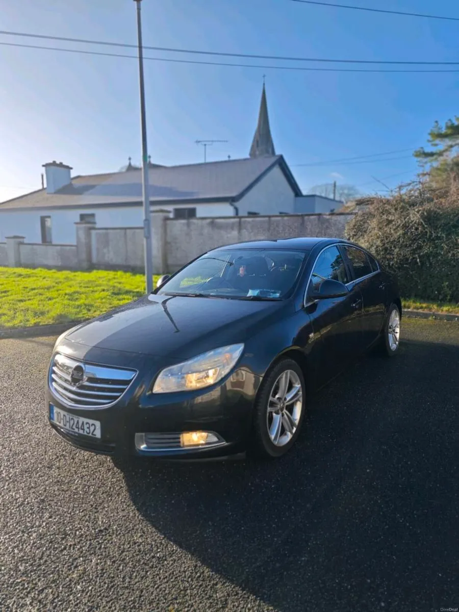 Insignia -nct - Image 1