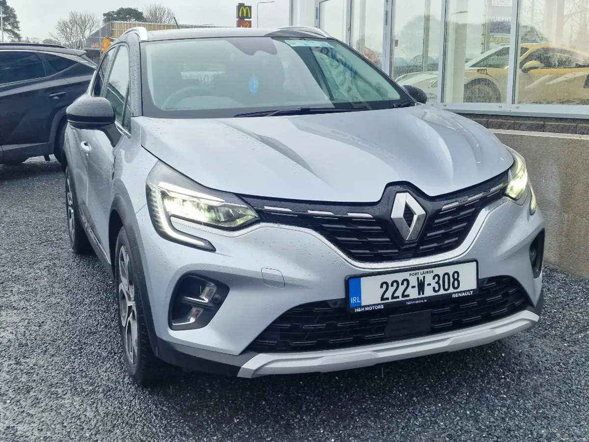 Renault Captur SE Edition Naeb TCE 90 Manual - Image 2