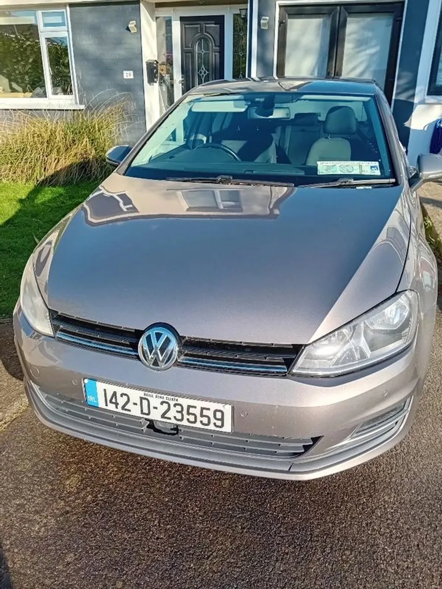 2014 Volkswagen Golf - Image 1