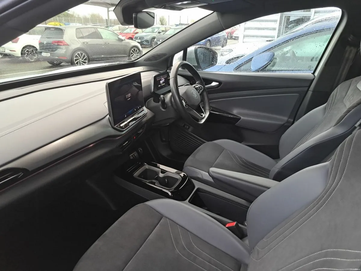 Volkswagen ID.4 PRO PLUS 77kWh 286HP - Image 3