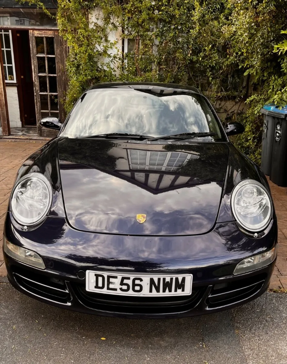 Porsche 911 Carrera S - Image 1