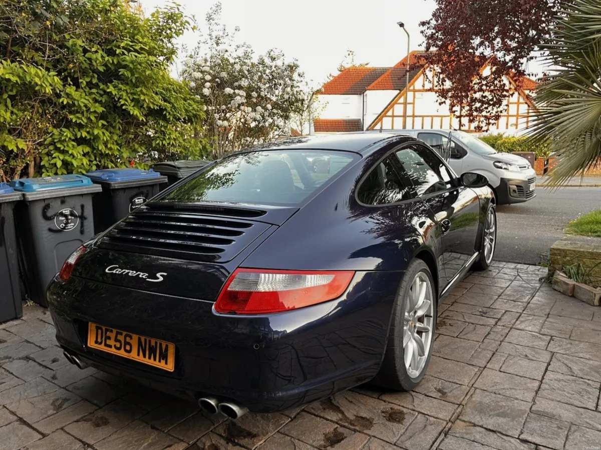 Porsche 911 Carrera S - Image 3