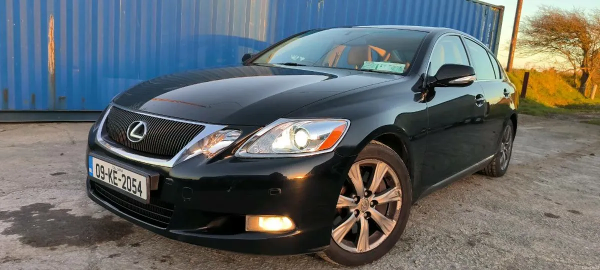 Lexus GS300 H. V6 3.0 petrol NCT road tax - Image 2