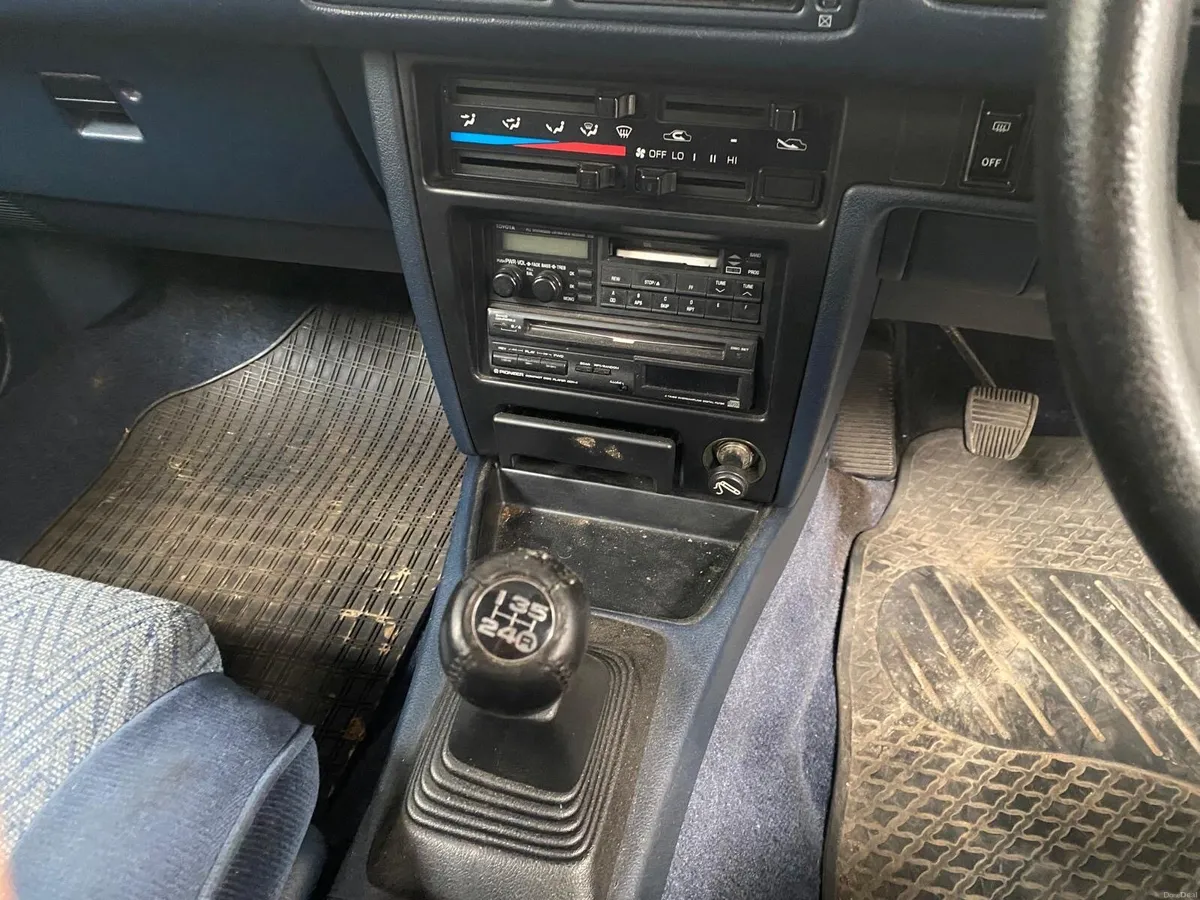 Toyota Camry - Image 3