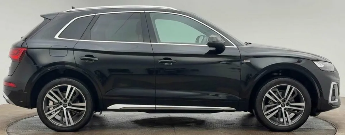 2.0 TDI 40 S line SUV 5dr Diesel S Tronic quattro - Image 2