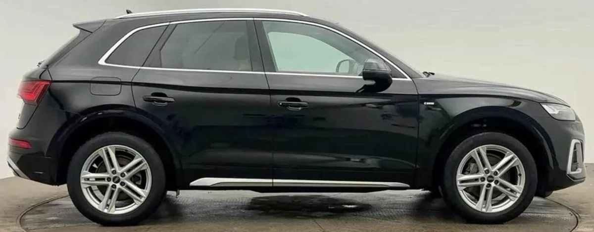 2.0 TDI 40 S line SUV 5dr Diesel S Tronic quattro - Image 3