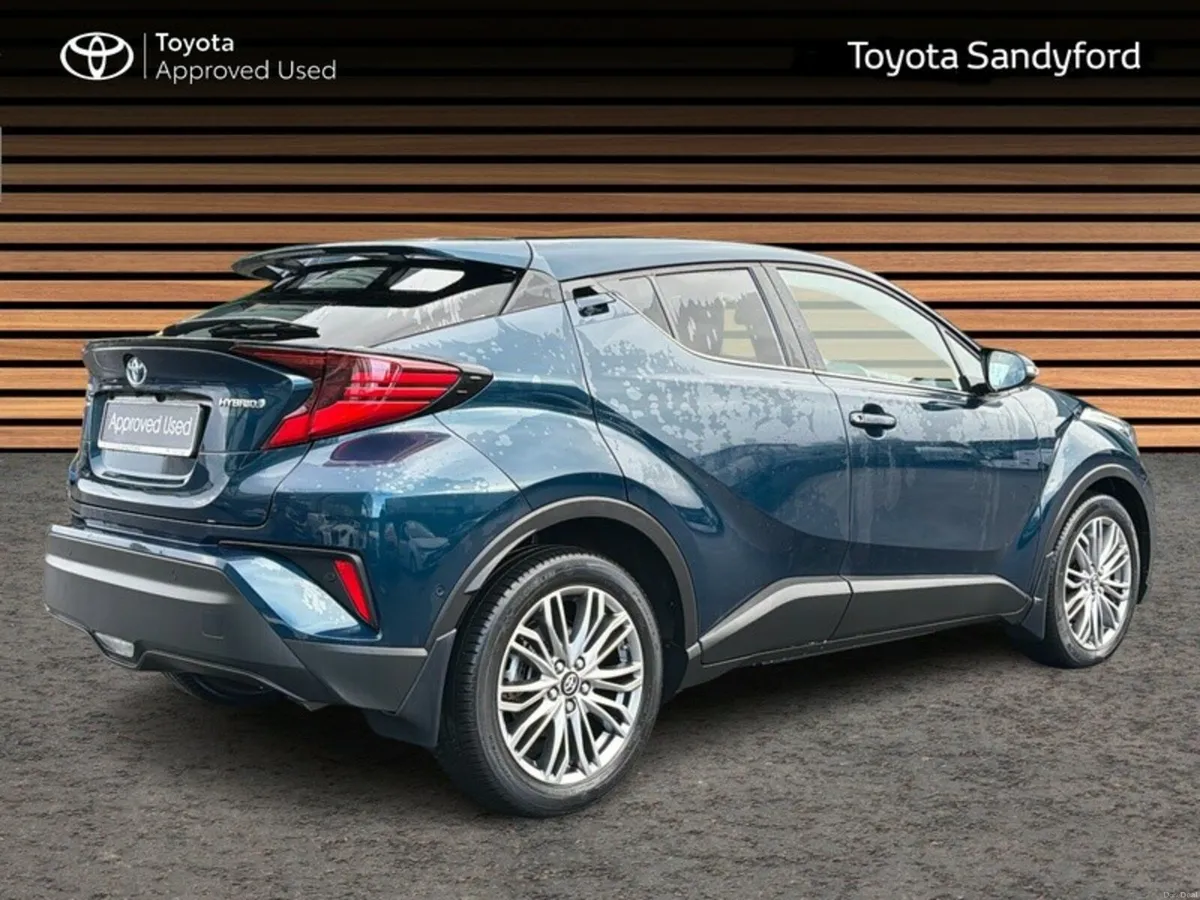 Toyota C-HR HYBRID SOL TOP SPEC // HEATED LEATHER - Image 2