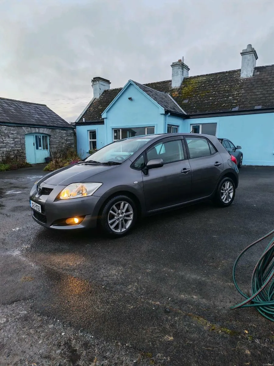 Toyota auris 1.4 diesel - Image 1